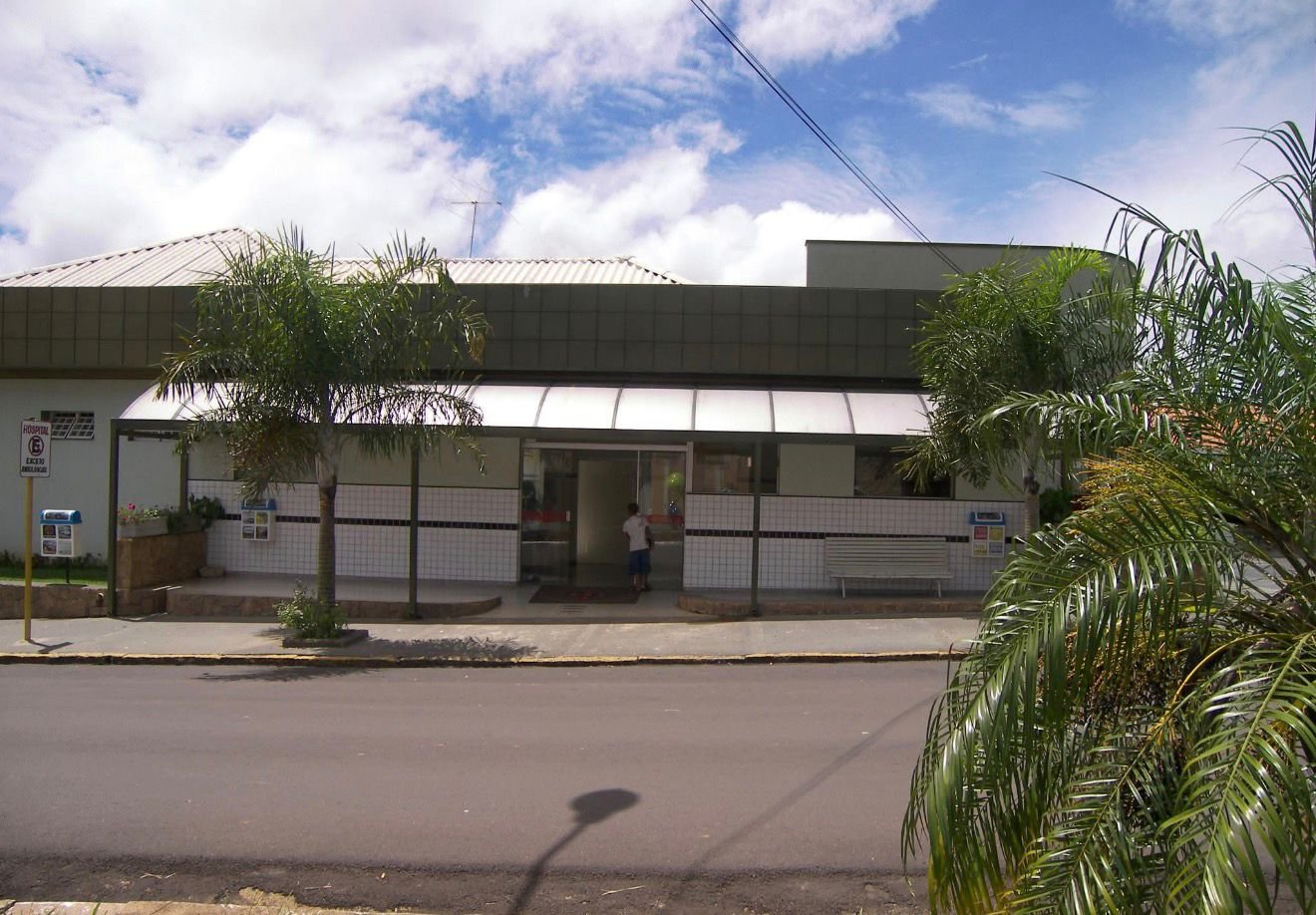 Fachada do Hospital e Maternidade Regional de Regente Feijó